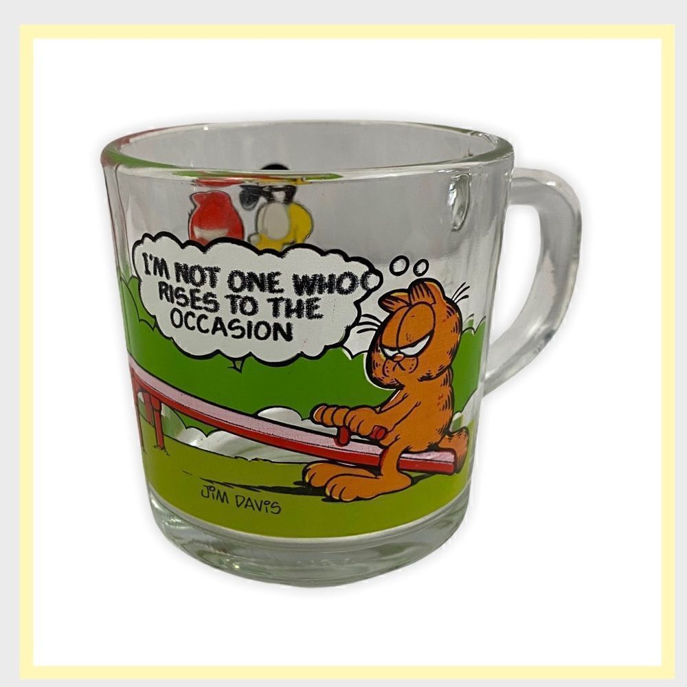 Vintage McDonald’s 1980 glass Garfield mug